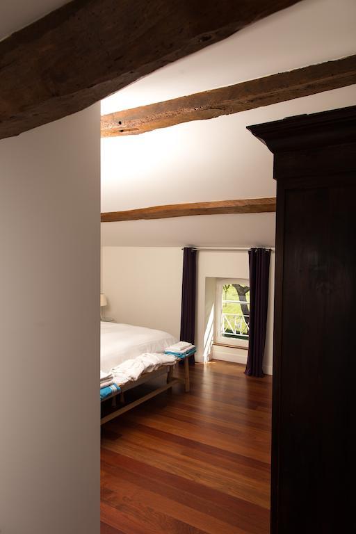 Les Cinq Sens Du Chateau Mayne Lalande Hotel Castelnau-de-Medoc Room photo